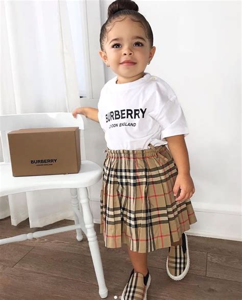 burberry girls outfit